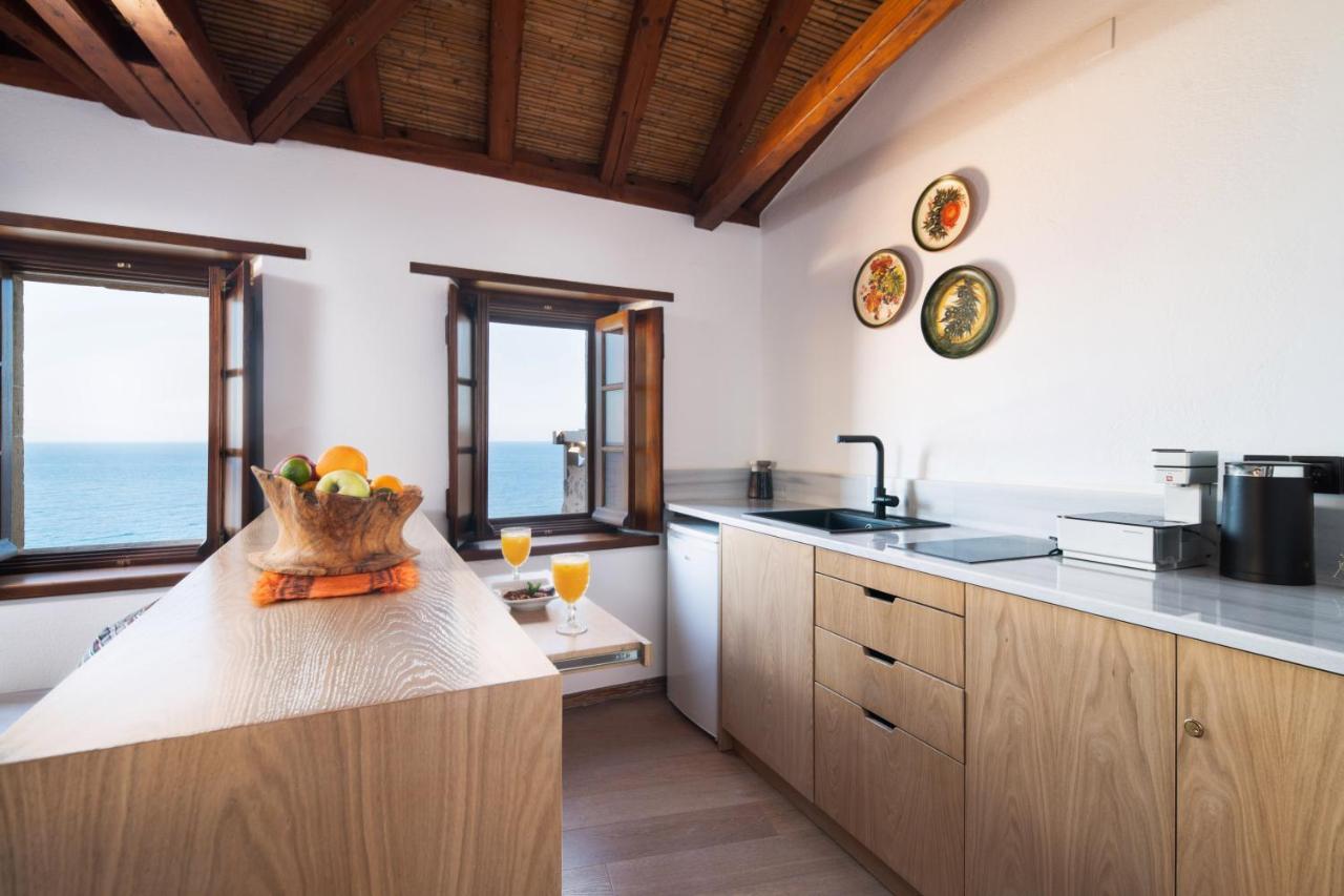 Kalnterimi Guesthouses 모넴바시아 외부 사진