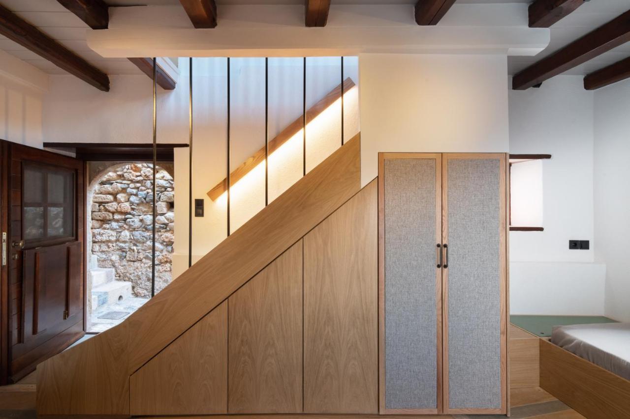 Kalnterimi Guesthouses 모넴바시아 외부 사진